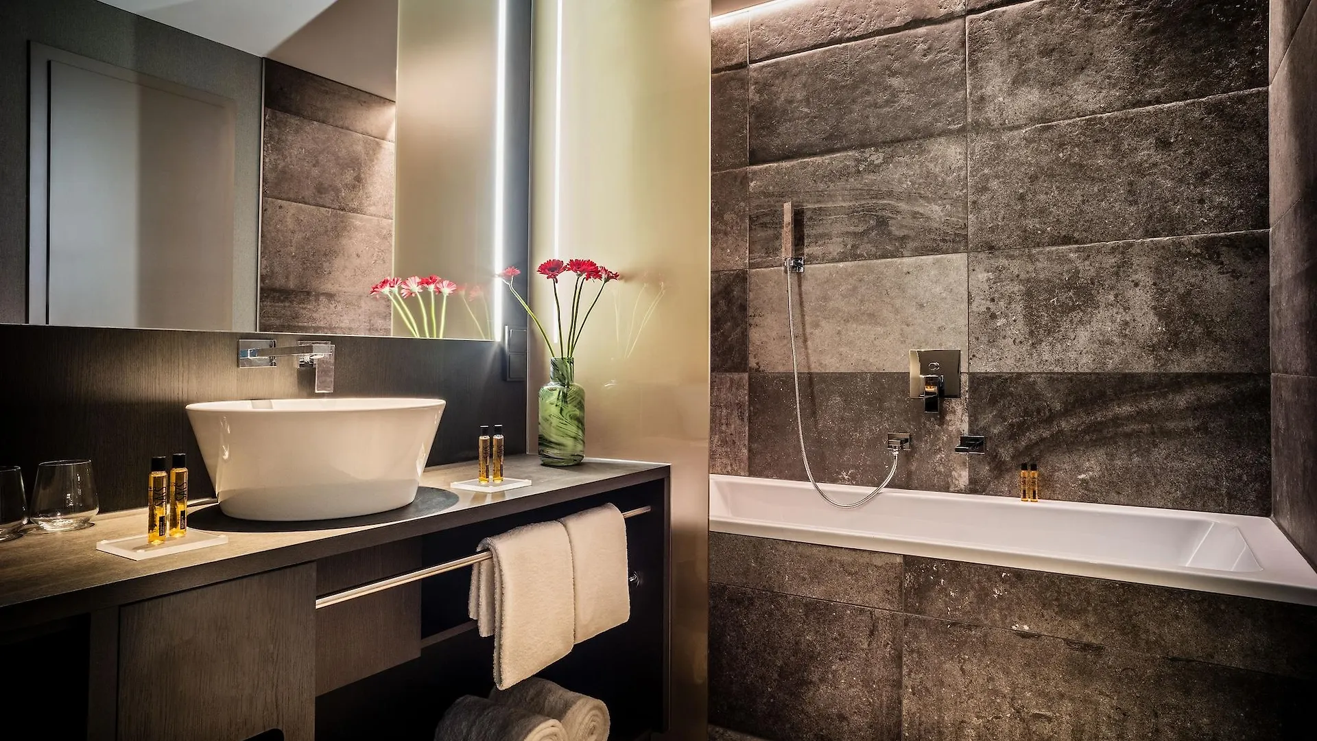 Saks Urban Design Hotel Frankfurt Φραγκφούρτη